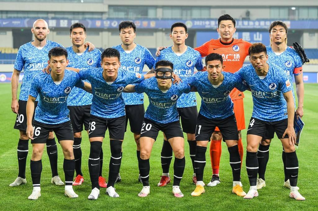 狂轰61+10+11仍输球！三分42中10，勇士太需要小波特了